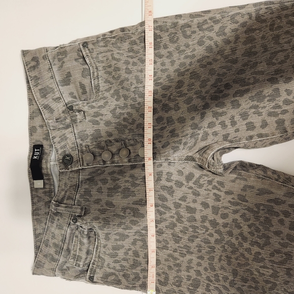 Kut from the Kloth Connie High Rise Ankle Skinny Gray Cheetah Print Pants - Picture 13 of 16